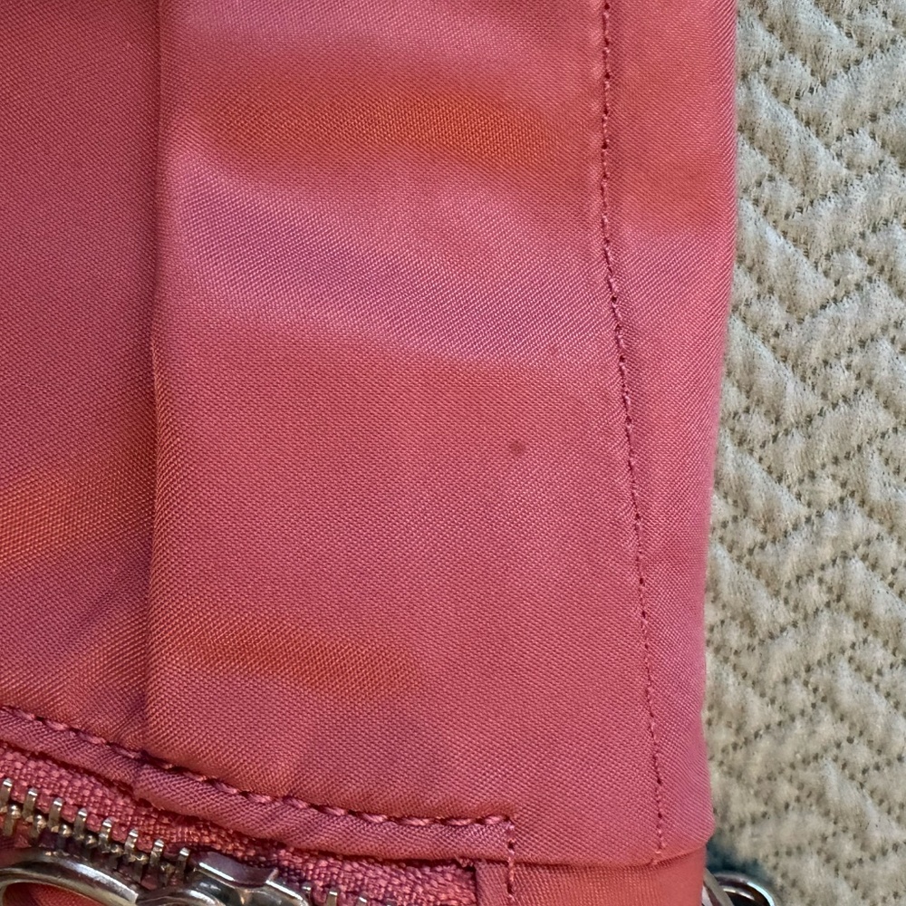 LULULEMON All Night Festival Bag 5L Cherry Tint - Picture 12 of 15